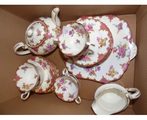 An Aynsley tea set, floral design, includes teapot 