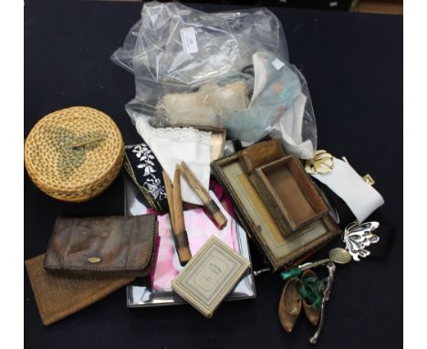 Leather purses, picture frames, Victorian dolly pegs, playing cards, etc 