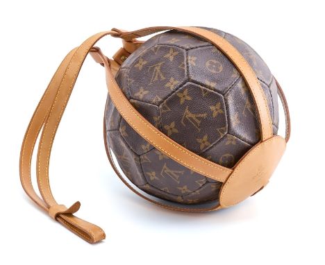 World Cup Memory-Fußballmit Trageriemen, Louis Vuitton 1998. Expl. 2561/ limitierte Edition zur Fußball-WM in Frankreich 1998
