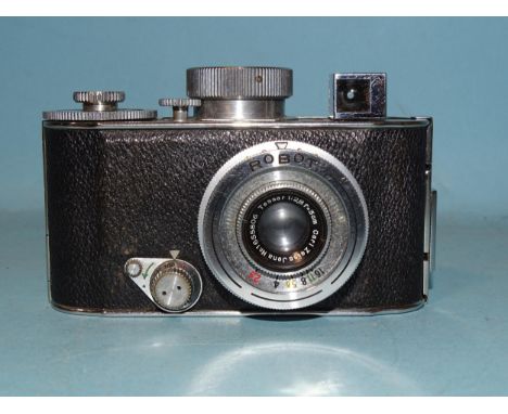 An Otto Berning &amp; Co. Robot I camera, serial No.15997, with Carl Zeiss Jena Tessar f2.8 3cm lens, (shutter working). 