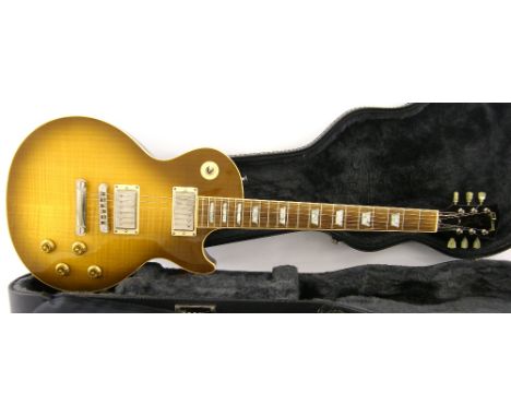 2004 Gibson Les Paul Standard electric guitar, made in USA, ser. no. 0xxx4xx9, honey burst finish with light surface scratche