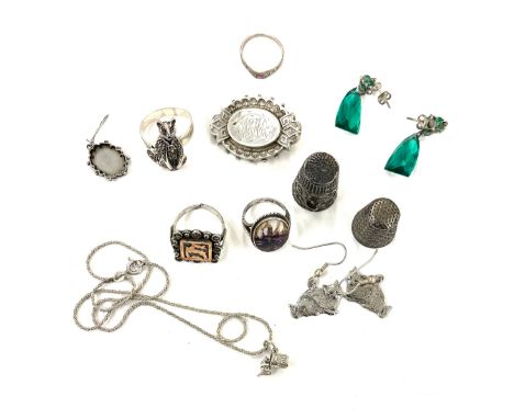 Selection ladies hallmarked vintage silver jewellery 