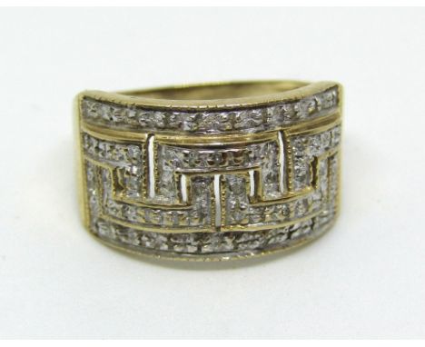 9ct diamond set ring with Greek key type pattern, size Q/R, 3.9g