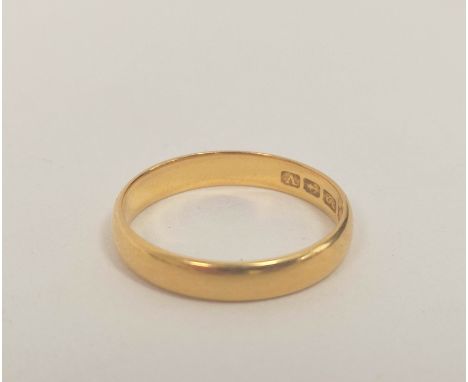 22ct gold band ring, 1820, size 'P', 3.2g. 