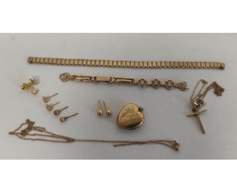 Gold back and front locket and various other items, some gold.&nbsp; 