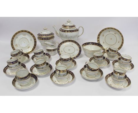 Late 18th/early 19th century New Hall English porcelain tea set, pattern no. 243, with twist fluting and blue and gilt decora