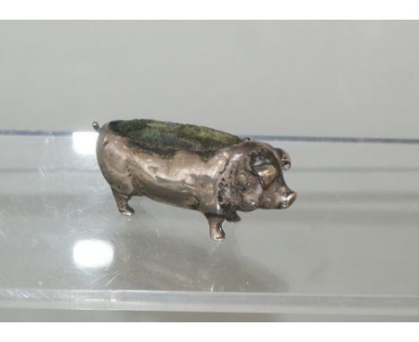 Sterling silver Pig pin cushion, Birmingham 1905, 5cm long