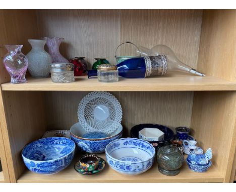 Two shelves of collectable odds to include art glass items, Granite pen holder, copeland spode blue and white bowl, Scottish 