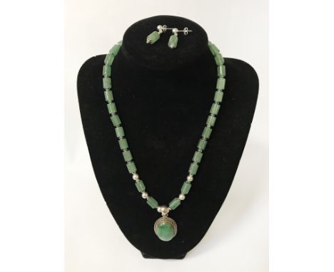 VINTAGE STERLING SILVER GEMSTONE NECKLACE &amp; STUDS