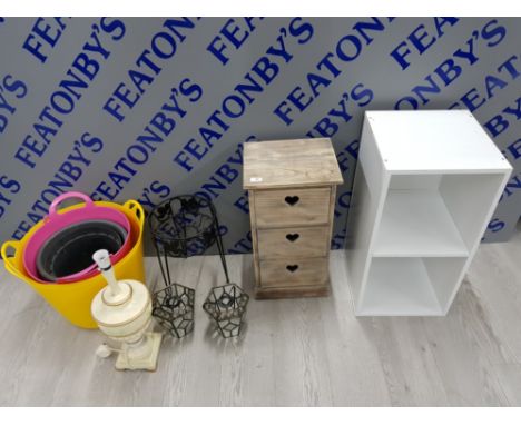 MIXED ITEMS INCLUDING LARGE DECORATIVE MODERN TABLE LAMP, 2 GLASS AND METAL LAMP SHADES, BEDSIDE 3 DRAWER TABLE AND STORAGE U