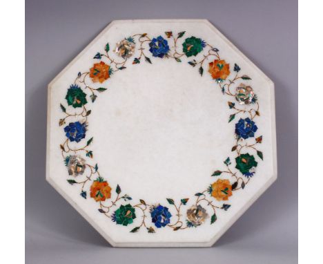 AN FINE QUALITY MARBLE TOP INLAID SPECIMEN TABLE, inlaid with an array of shells &amp; stones including lapiz lazuli, mother 