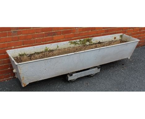 A VINTAGE HEAVY CAST IRON RECTANGULAR WATER TROUGH, 244cm long x 50cm wide x 40cm deep 