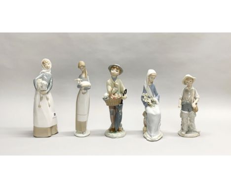A group of five Lladro figurines, tallest H. 28cm.