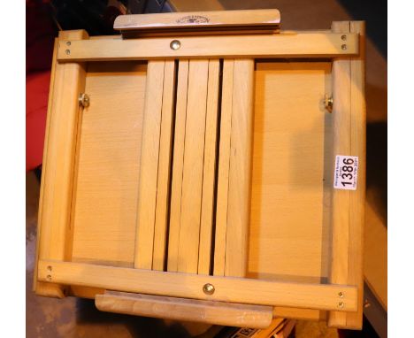 Windsor and Newton portable folding artist easel. Not available for in-house P&amp;P, contact Paul O'Hea at Mailboxes on 0192