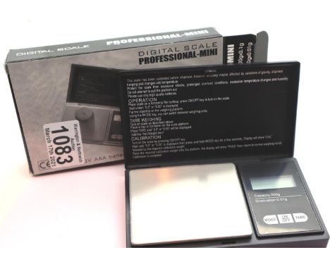 Boxed set of professional mini digital jewellery scales. P&amp;P Group 1 (£14+VAT for the first lot and £1+VAT for subsequent