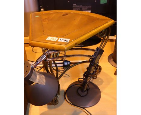 Modern anglepoise lamp and a metal framed pine top side table. Not available for in-house P&P, contact Paul O'Hea at Mailboxe
