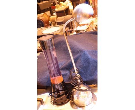 Heavy steel based reading lamp and a lava lamp. Not available for in-house P&P, contact Paul O'Hea at Mailboxes on 01925 6591