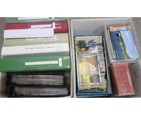 A collection of 20th century postcards of mixed age and subject matter, a collection of Churchman, Wills and John player ciga