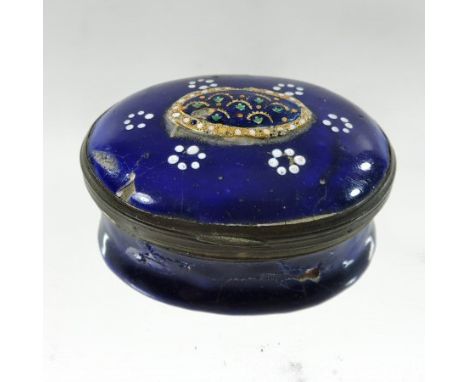 An 18th century South Staffordshire enamel patch box, of oval shape with a hinged mirrored lid, 4.5cm wide
