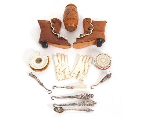 Mixed Lot: A pair of vintage leather dolls shoes and a pair of leather gloves, a Victorian Machline wear barrelled needle cas