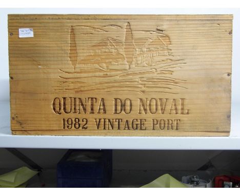 Quinta do Noval Vintage Port 1982 12 bts OWC  Quinta do Noval Vintage Port 1982 12 bts OWC 