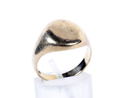 A 9ct gold oval signet ring. Hallmarks for Birmingham 1962, size P, 6.4g; in a vintage red leather ring box