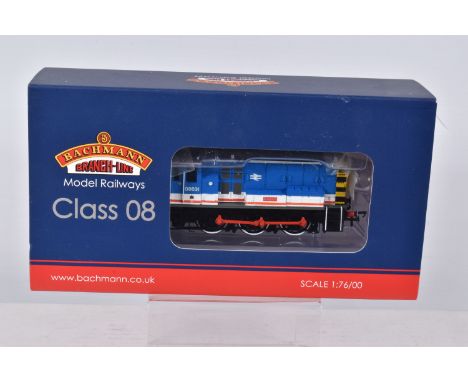 A BOXED OO GAUGE BACHMANN BRANCHLINE MODEL RAILWAY DIESEL SHUNTER LOCOMOTIVE Class 08 no. 08631 'Eagle' in Network SouthEast 