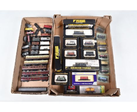 A QUANTITY OF BOXED AND UNBOXED N GAUGE PASSENGER AND FREIGHT ROLLING STOCK, Graham Farish, Peco, Lima and Minitrix, majority