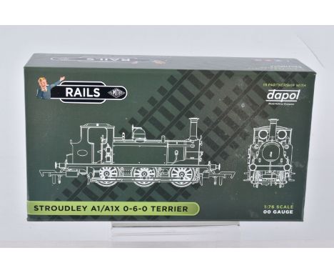 A BOXED OO GAUGE DAPOL MODEL RAILWAY TANK LOCOMOTIVE Class A1 'Terrier' no. 82 'Boxhill' in LBSCR Improved Engine Green, item