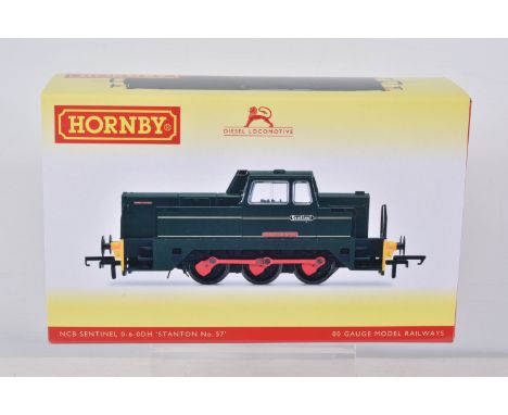 A BOXED OO GAUGE HORNBY MODEL RAILWAY LOCOMOTIVE NCB SENTINEL 0-6-0DH, no. 57 'Stanton' in NCB Dark Green Livery, item no. R3