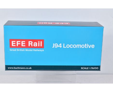 A BOXED OO GAUGE BACHMANN BRANCHLINE EFE MODEL RAILWAY STEAM LOCOMOTIVE Class J94 0-6-0 no. 68075 in BR Black Late Crest -Wea