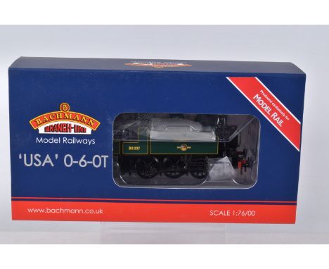 A BOXED OO GAUGE BACHMANN BRANCHLINE MODEL RAILWAY LOCOMOTIVE USA Class 0-6-0T no. D's237 'Maunsell' in BR Departmental Green