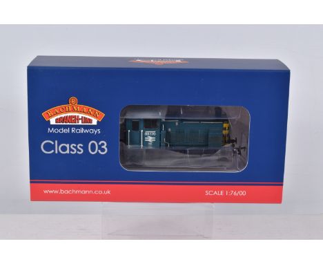 A BOXED OO GAUGE BACHMANN BRANCHLINE MODEL RAILWAY LOCOMOTIVE Class 03 Shunter no. 03170 in BR Blue with Wasp Stripes and Air