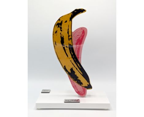 Andy WARHOL (1928-1987), d’Après.Banane.Sculpture en verre acrylique de l’iconique Banane de Warhol, utilisé pour la pochette