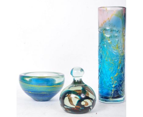 Mdina - After Michael Harris - A collection of vintage mid 20th century Mdina art glass. To include a strapped glass vase of 