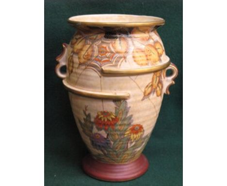 CROWN DEVON FIELDINGS HANDPAINTED AND GILDED FLORAL DECORATED CERAMIC VASE, APPROXIMATELY 21cm HIGH 