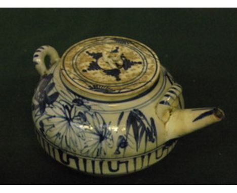 INTERESTING GLAZED AND UNGLAZED ORIENTAL STYLE CERAMIC BLUE AND WHITE TEAPOT 