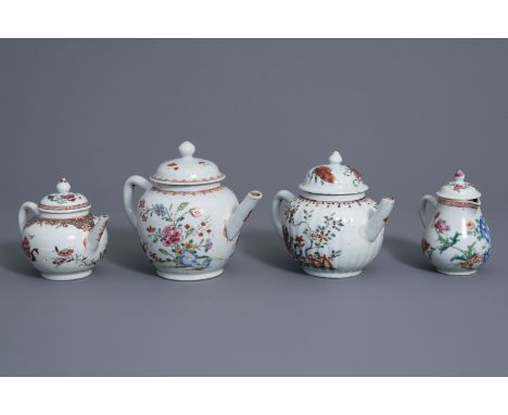 Three Chinese famille rose teapots and a covered jug, Qianlong -- H 15,3 - 11,3 cm (the tallest and the smallest item) -- -- 