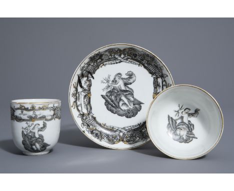 A Chinese grisaille 'Jupiter' bowl and a cup and saucer, Qianlong -- Dia.: 12,1 - 5,3 cm (the saucer and the smallest cup)Ê H