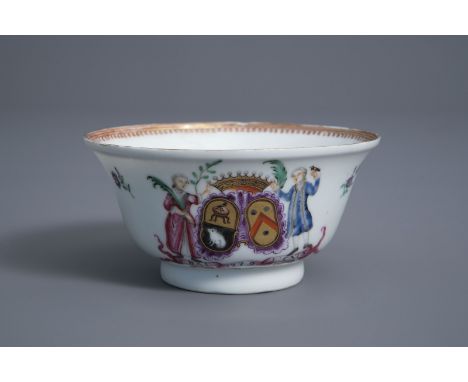 A Chinese famille rose Dutch market 'Bal' and 'Cats' armorial bowl, dated 1779, Qianlong -- H 6,1 cm - Dia.: 11,9 cmÊ With a 