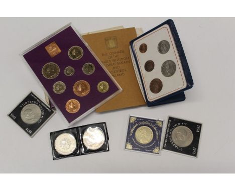 1977 Set of seven UNC coins Royal Mint1970 Set of eight UNC Proof coins Royal MintTwo packs of First decimal coinsFive Commem