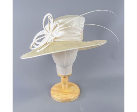 PETER BETTLEY LONDON - Ivory occasion hat, with silk ribbon and twirl and stick detail, new with tags (Henley Royal Regatta L