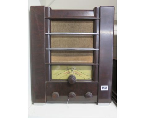 A 1940's brown Bakelite G.E.C  AC 37 Valve Radio - Height 46cm x Width 37cm 
Condition report: This item is sold as an item o