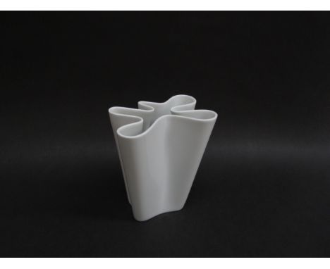 A Rosenthal West German white gloss porcelain "Flux" vase by Harry and Camilla. 20.5cm high 