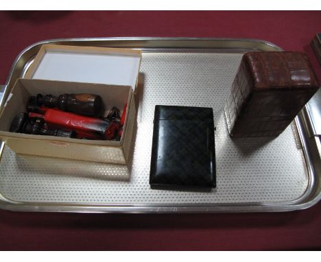Assorted Collectables, comprising a Victorian Mauchline Tartanware card case, printed with the 42d or Sutherland tartan, 10.7