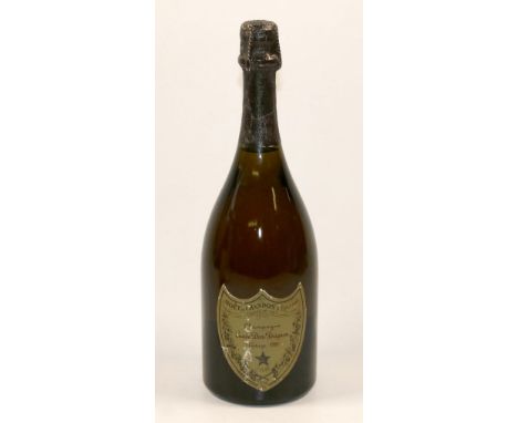 Dom Perignon 1982.: Flasche Dom Per. Brut Vintage 1982. Rebsorten Chardonnay, Pinot Meunier, Pinot Noir. Etikett etwas beschä