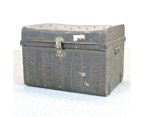 A metal trunk, 61cm