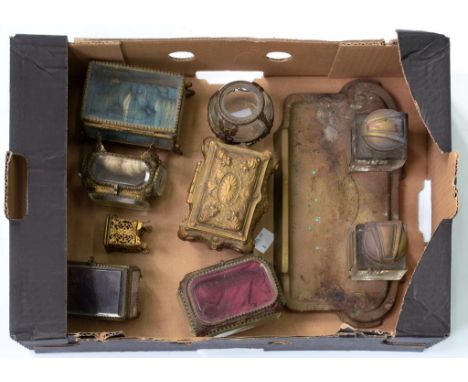 FIVE PALAIS ROYAL GILT BRASS AND BEVELLED GLASS JEWEL CASKETS, VARIOUS SIZES, LATE 19TH C, A GOLD PAINTED SPELTER BOMBE JEWEL