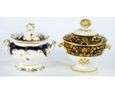 A DERBY URNULAR COBALT AND GILT CREAM BOWL AND COVER, 17CM H, RED PAINTED MARKS, C1820 AND A CONTEMPORARY ENGLISH PORCELAIN C