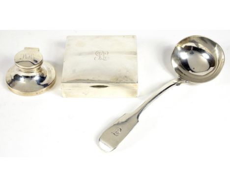 A GEORGE V SILVER CIGARETTE BOX CEDAR LINED, 8CM WIDE, LONDON 1923, A SILVER CAPSTAN INKWELL AND A SAUCE LADLE